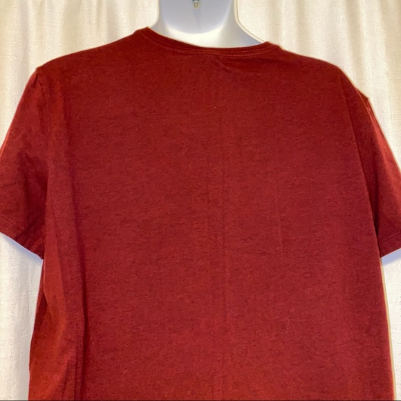 Men’s American Eagle Outfitters Burgundy Crewneck - Picture 8 of 15